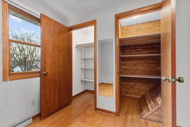 2101 N EUGENE STREET, Appleton, WI 54914