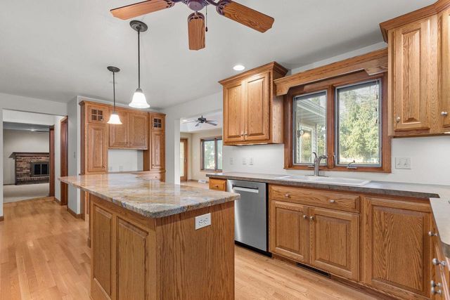 2101 N EUGENE STREET, Appleton, WI 54914