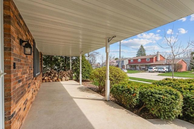 2101 N EUGENE STREET, Appleton, WI 54914