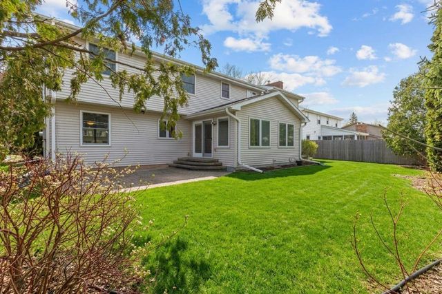 2101 N EUGENE STREET, Appleton, WI 54914