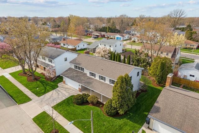 2101 N EUGENE STREET, Appleton, WI 54914