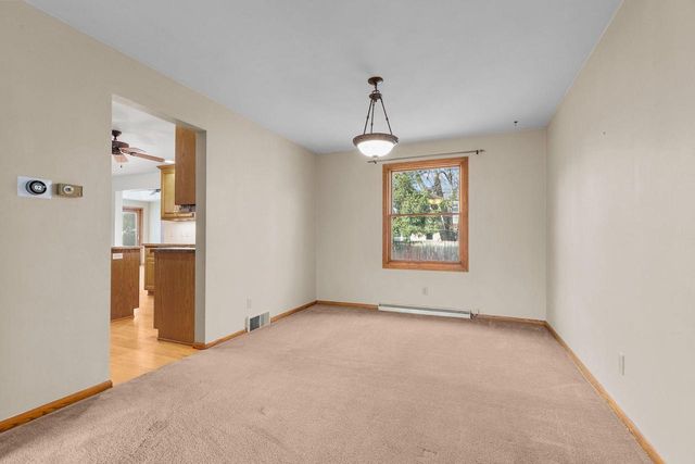 2101 N EUGENE STREET, Appleton, WI 54914