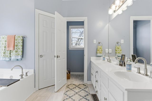 14620 Chambery Drive, Little Rock, AR 72211