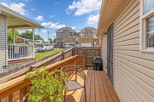 2301 18th Ave, N, Nashville, TN 37208