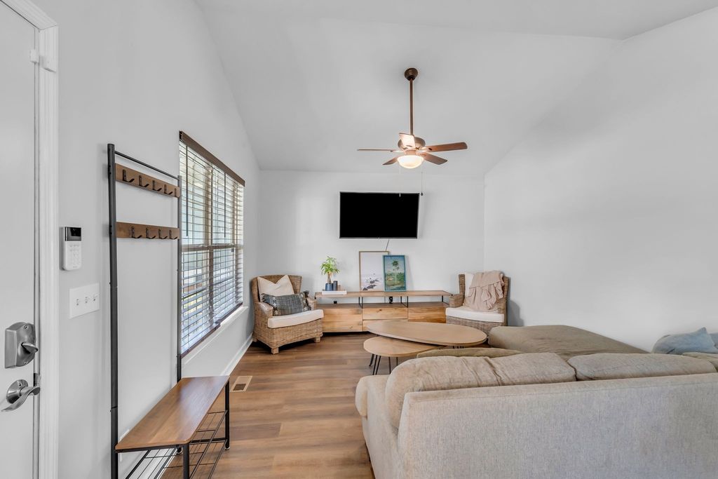 2301 18th Ave, N, Nashville, TN 37208