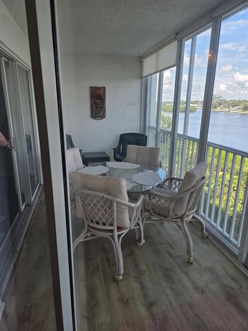 1401 S MCCALL ROAD 203, Englewood, FL 34223