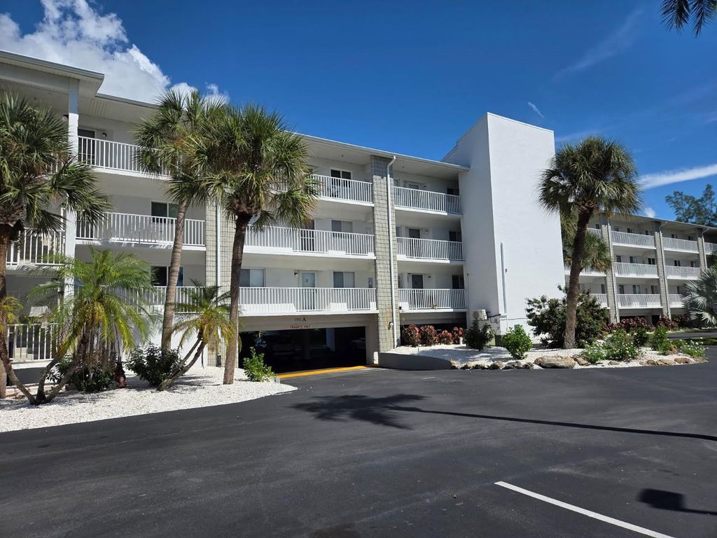 1401 S MCCALL ROAD 203, Englewood, FL 34223