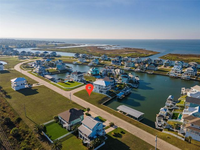4123 Greenwing Teal Court, Galveston, TX 77554