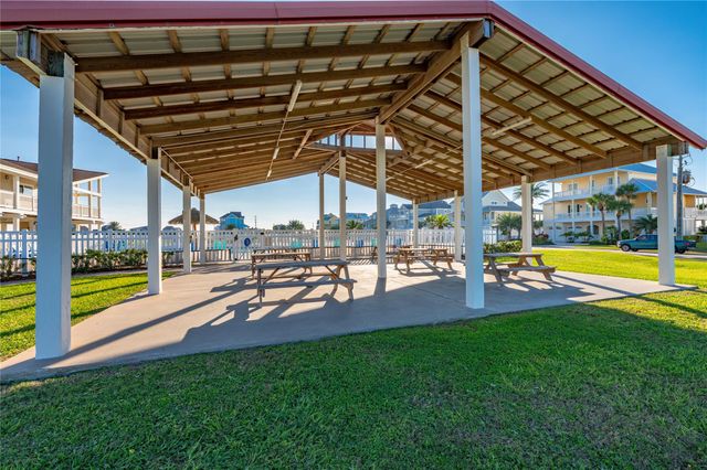 4123 Greenwing Teal Court, Galveston, TX 77554