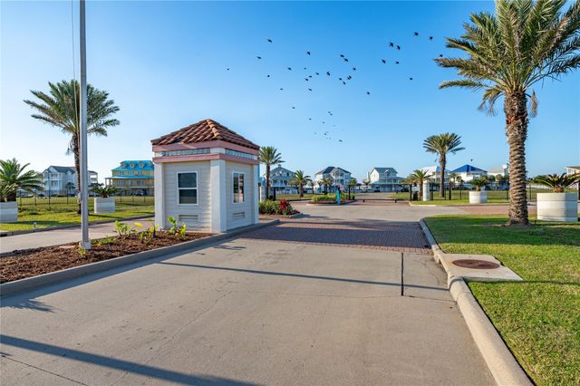 4123 Greenwing Teal Court, Galveston, TX 77554