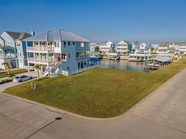 4123 Greenwing Teal Court, Galveston, TX 77554