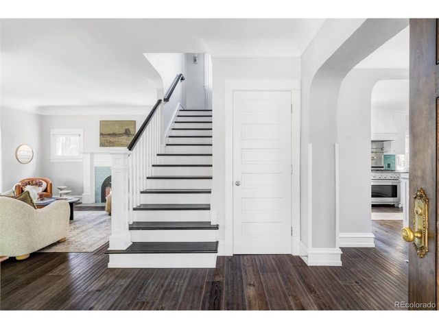 1424 Cook St, Denver, CO 80206