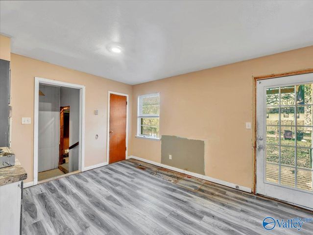 315 Bobwhite Drive, Decatur, AL 35601