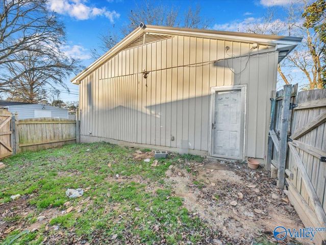 315 Bobwhite Drive, Decatur, AL 35601