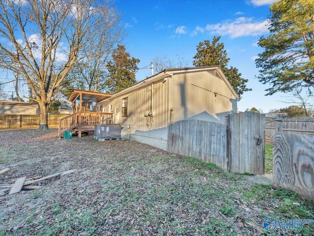 315 Bobwhite Drive, Decatur, AL 35601