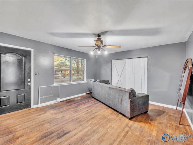 315 Bobwhite Drive, Decatur, AL 35601