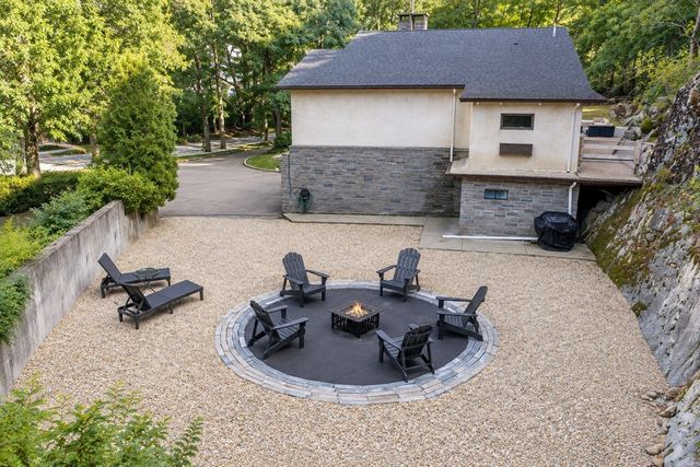 190 Hawes St, Wrentham, MA 02093