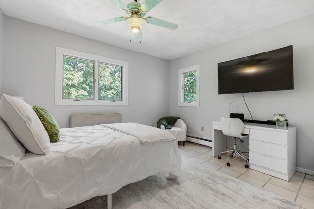 190 Hawes St, Wrentham, MA 02093