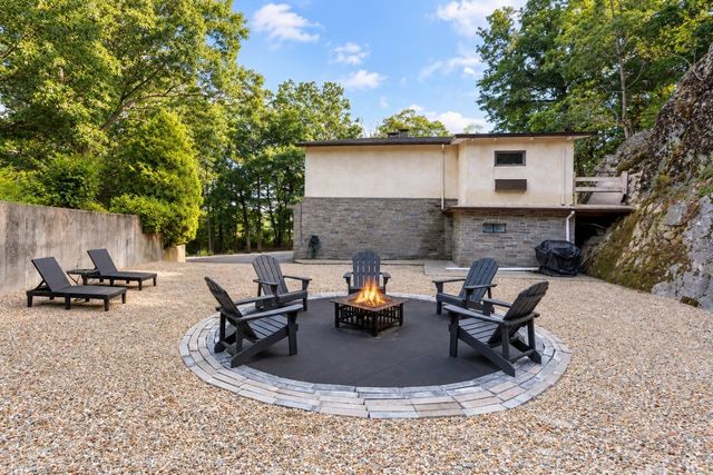 190 Hawes St, Wrentham, MA 02093