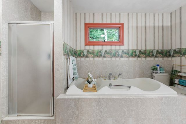 190 Hawes St, Wrentham, MA 02093