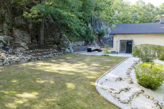 190 Hawes St, Wrentham, MA 02093