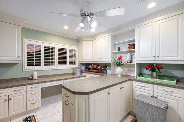 7208 19TH AVENUE NW, Bradenton, FL 34209