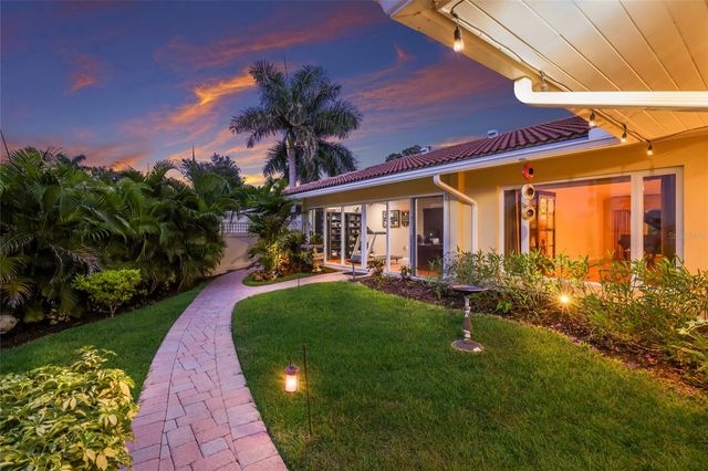 7208 19TH AVENUE NW, Bradenton, FL 34209