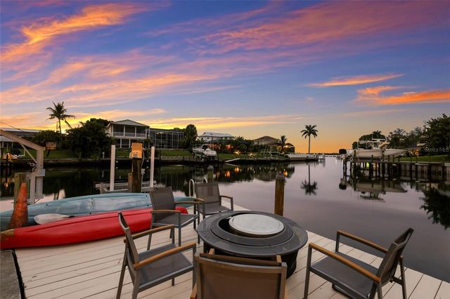 7208 19TH AVENUE NW, Bradenton, FL 34209