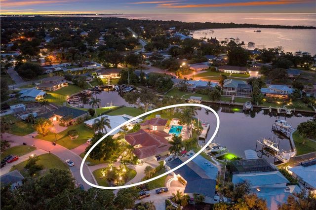 7208 19TH AVENUE NW, Bradenton, FL 34209