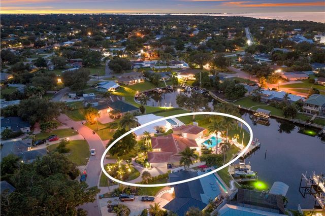 7208 19TH AVENUE NW, Bradenton, FL 34209