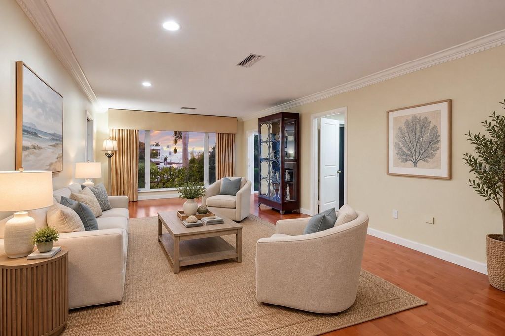 Image 11 of property listing at 7208 19TH AVENUE NW, Bradenton, FL 34209