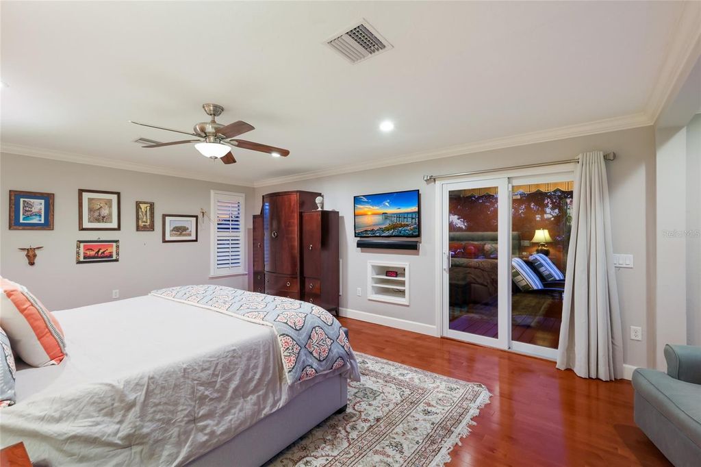 Image 34 of property listing at 7208 19TH AVENUE NW, Bradenton, FL 34209
