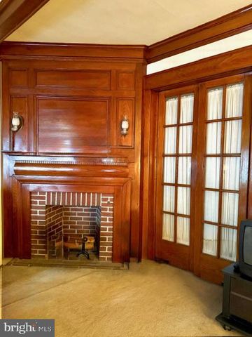 404 SPRING ST, Reading, PA 19601