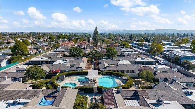 222 Marywood, Claremont, CA 91711