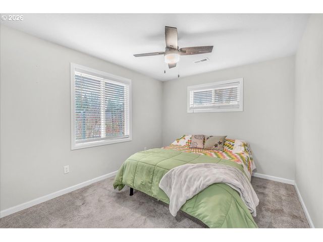 1461 Ne 12TH Ave, Hillsboro, OR 97124