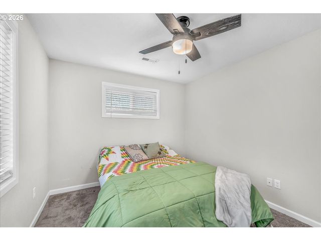 1461 Ne 12TH Ave, Hillsboro, OR 97124