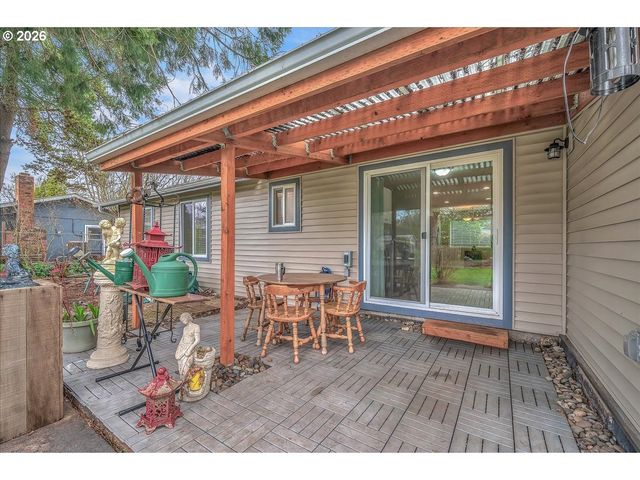 1461 Ne 12TH Ave, Hillsboro, OR 97124