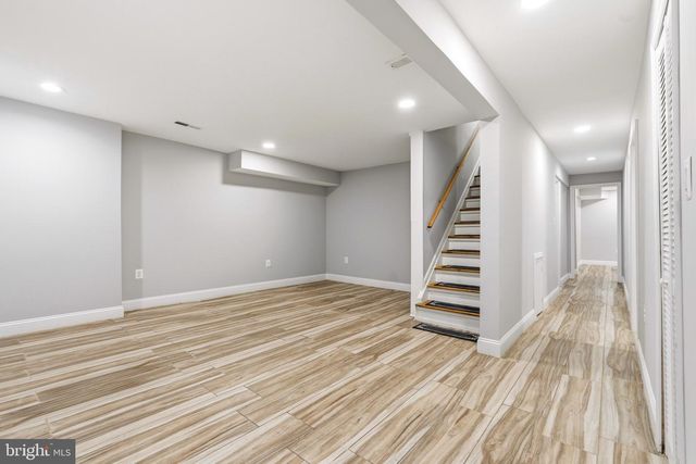 8701 LOCHAVEN DR, Gaithersburg, MD 20882