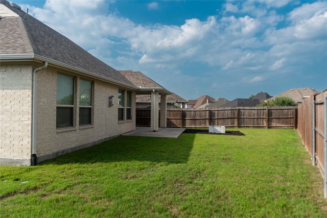 1000 Hoxton Road, Forney, TX 75126