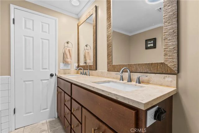 8067 Otto Street, Downey, CA 90240