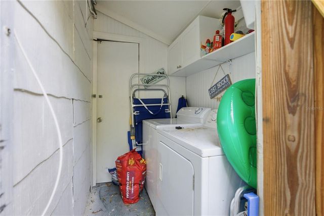 1249 ESSEX DRIVE N, St Petersburg, FL 33710