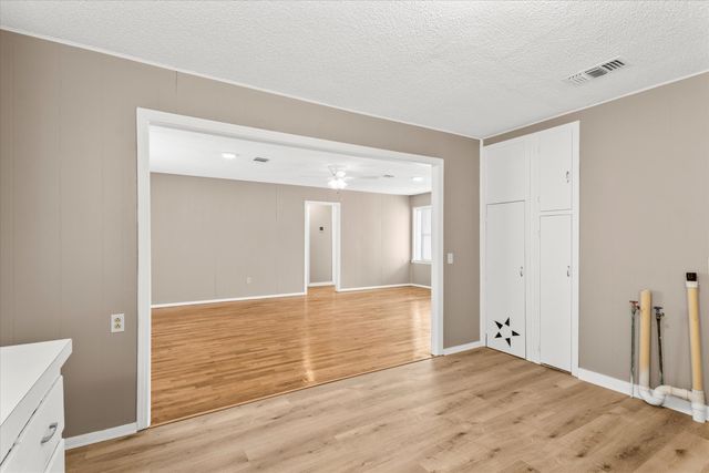 107 Hickory Street, Levelland, TX 79336