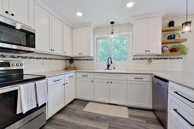 15620 Dolomite Street NW, Anoka, MN 55303