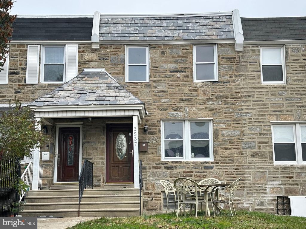 3237 TYSON AVE, Philadelphia, PA 19149
