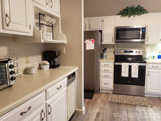 283 Tinequa Drive, Brevard, NC 28712