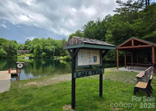 283 Tinequa Drive, Brevard, NC 28712