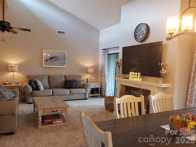 283 Tinequa Drive, Brevard, NC 28712