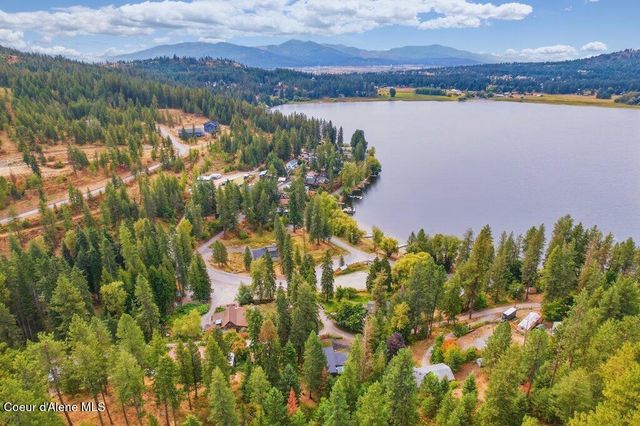 12034 N Wildwood Point RD, Hauser, ID 83854
