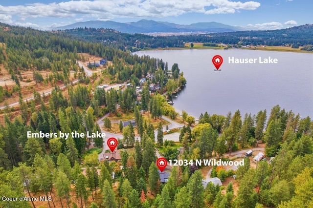 12034 N Wildwood Point RD, Hauser, ID 83854