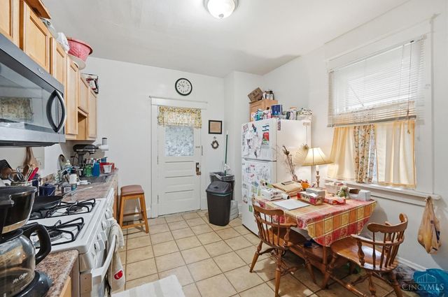 1907 Crown Avenue, Cincinnati, OH 45212